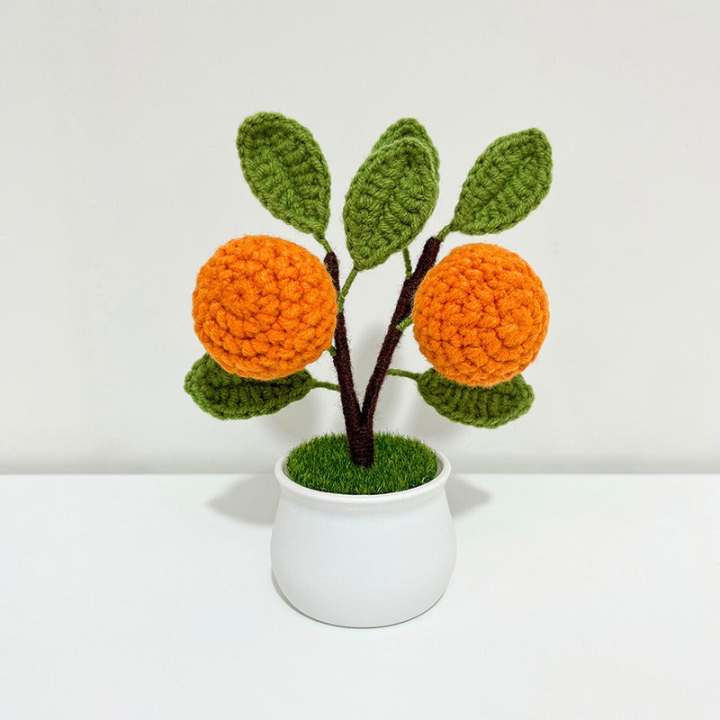 Handmade crocheted small flower potted plants, finished home furnishings, decoration simulation, flower wool knitting, sunflower weaving bouquet