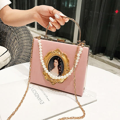 Fashion Box Evening Bag Diamond Clutch Bag Beauty Girl Pearl Luxury Handbag Banquet Party Metal HandlePurse Women's Shoulder Bag