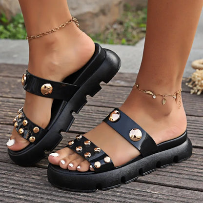 Women's Thick Sole Sandals High Heels Slippers New Summer Flip Flops Beach Sandals Women Designer New Studs Party Dress Slippers